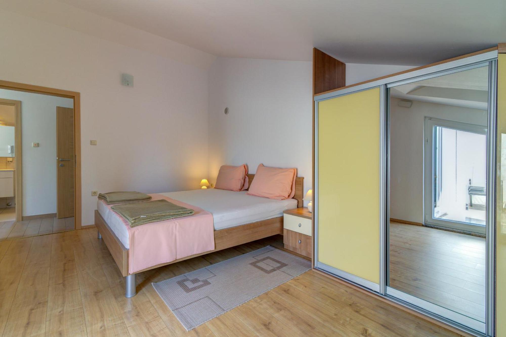 Apartmani Lili Novi Vinodolski Luaran gambar